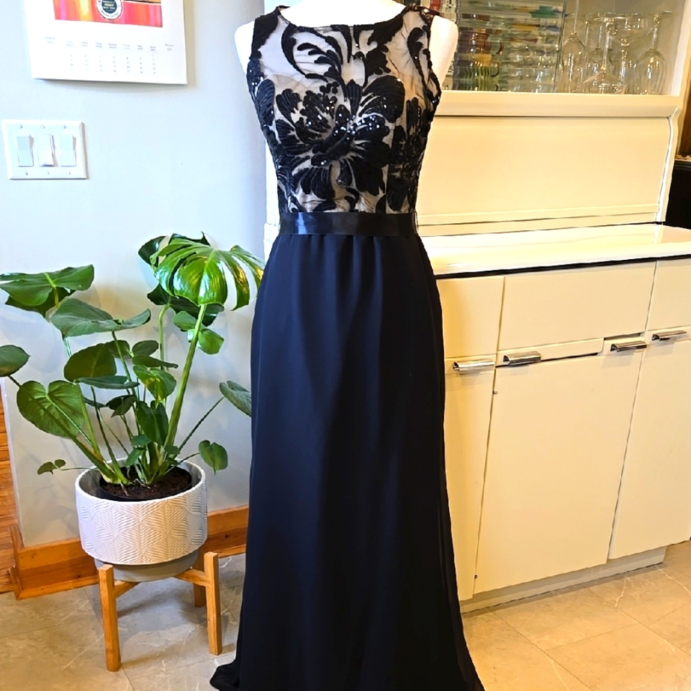 Elegant Black Floral Evening Gown
